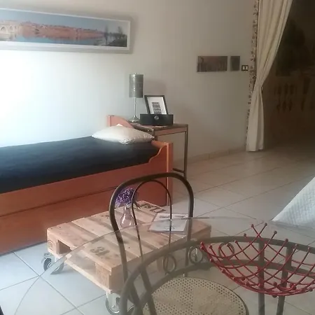 Monplaisir Latrape